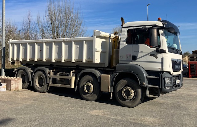 Photo Camion avec chauffeur